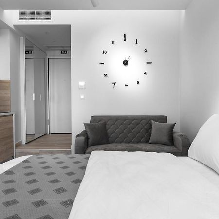 Hermes Suites, Ermou St, Nilie Hospitality Mgmt Солун Екстериор снимка