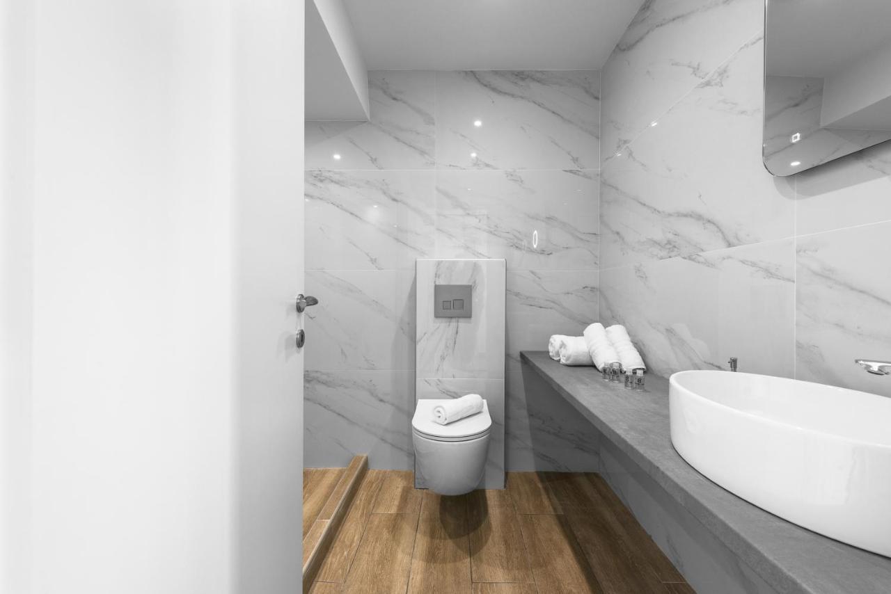 Hermes Suites, Ermou St, Nilie Hospitality Mgmt Солун Екстериор снимка