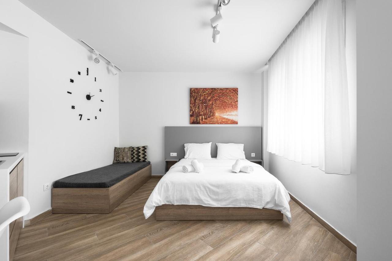 Hermes Suites, Ermou St, Nilie Hospitality Mgmt Солун Екстериор снимка